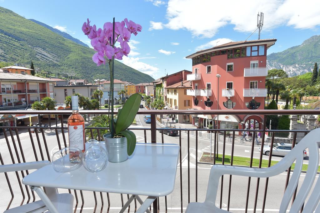 Casa Barcelli Sport & Family Apartments Torbole Sul Garda Exteriör bild